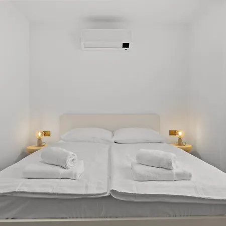 Apartman Gardenia *