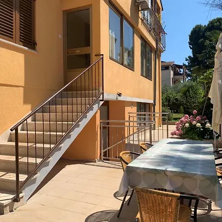 Gardenia Apartment Porec