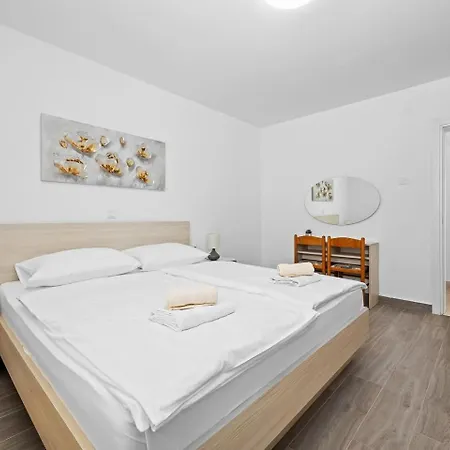 Apartment Gardenia *