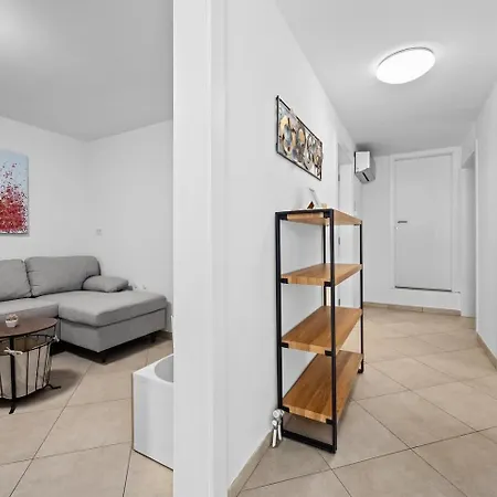 Gardenia Apartment