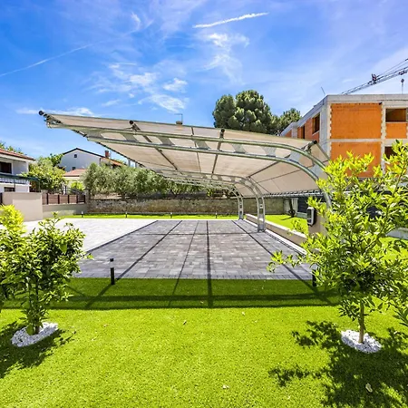Gardenia Apartment *