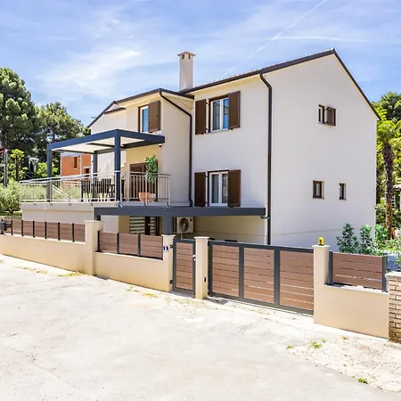 Apartment Gardenia *